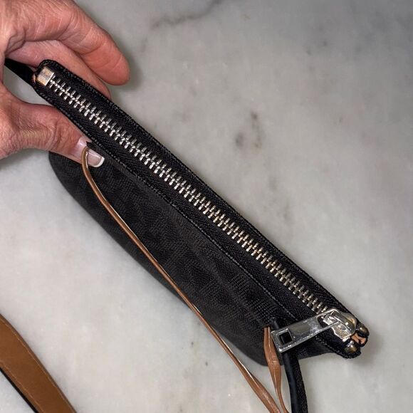 Michael Kors Crossbody Bag Purse Signature Monogram Coated Canvas Belt Bag - Picture 12 of 16